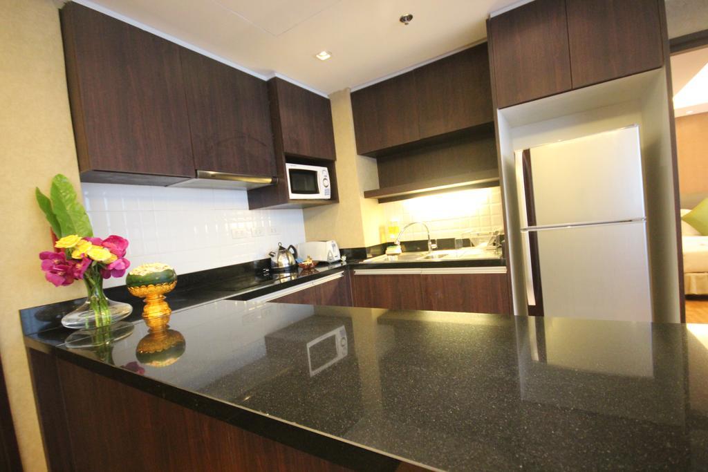 Rembrandt Suites Бангкок Екстер'єр фото