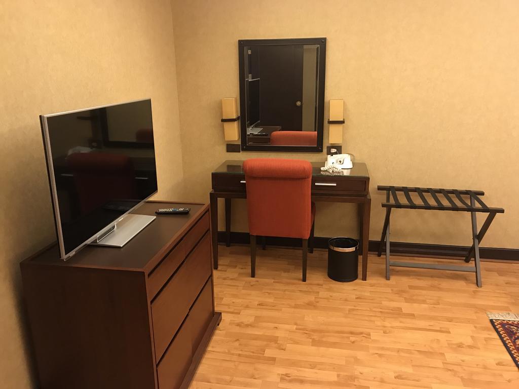 Rembrandt Suites Бангкок Екстер'єр фото