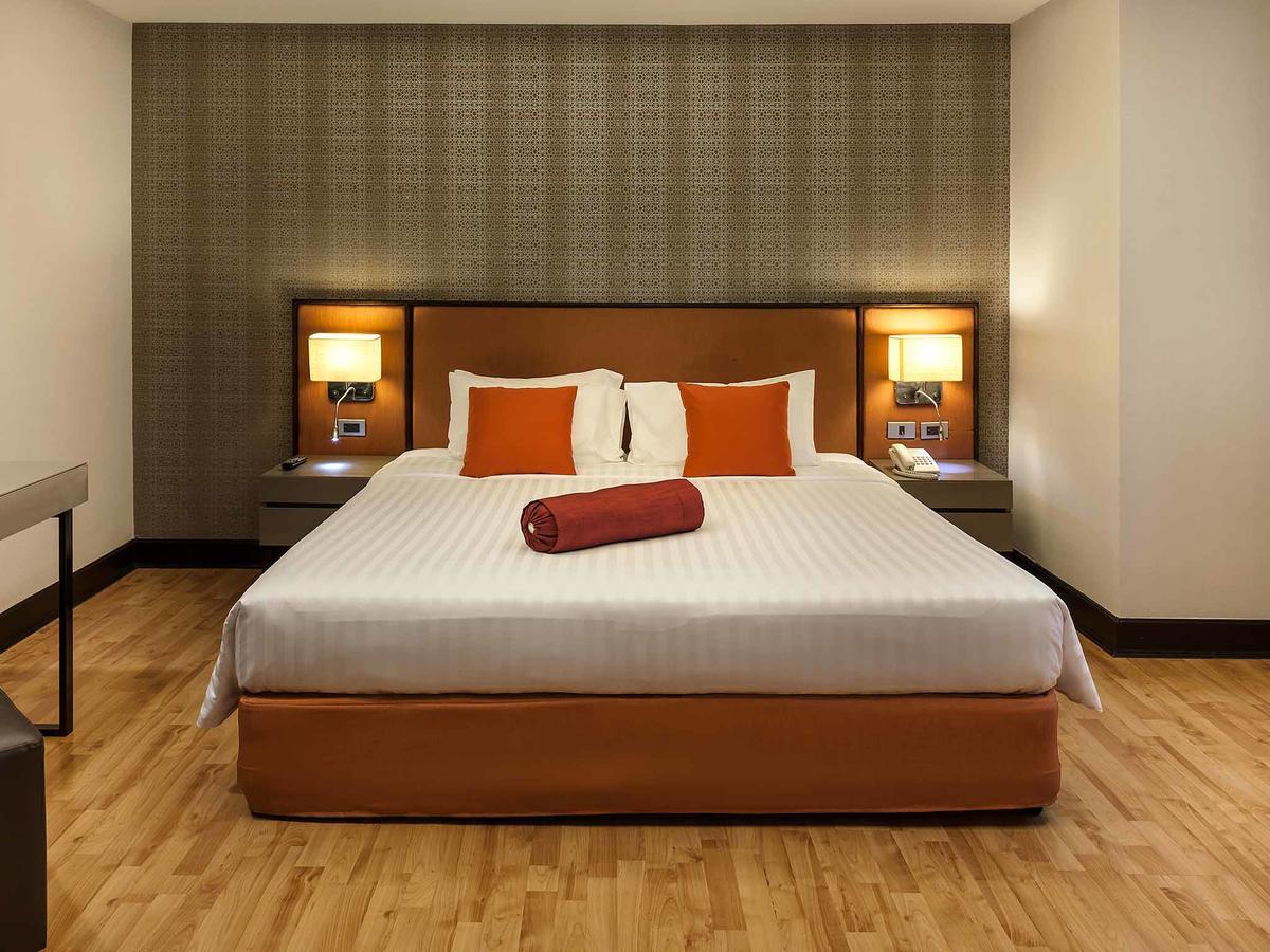 Rembrandt Suites Бангкок Екстер'єр фото