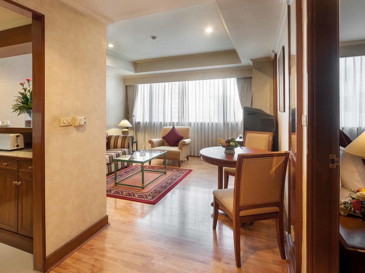 Rembrandt Suites Бангкок Екстер'єр фото